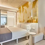 Semesterbostad Silken Atlantis - Homes